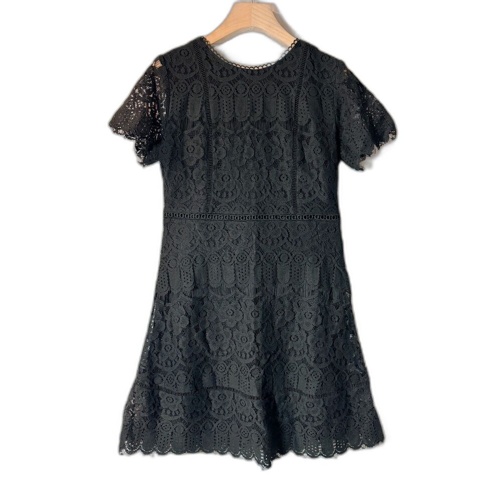 NWOT August Sky Scalloped Floral Lace Mini Dress in Black size M